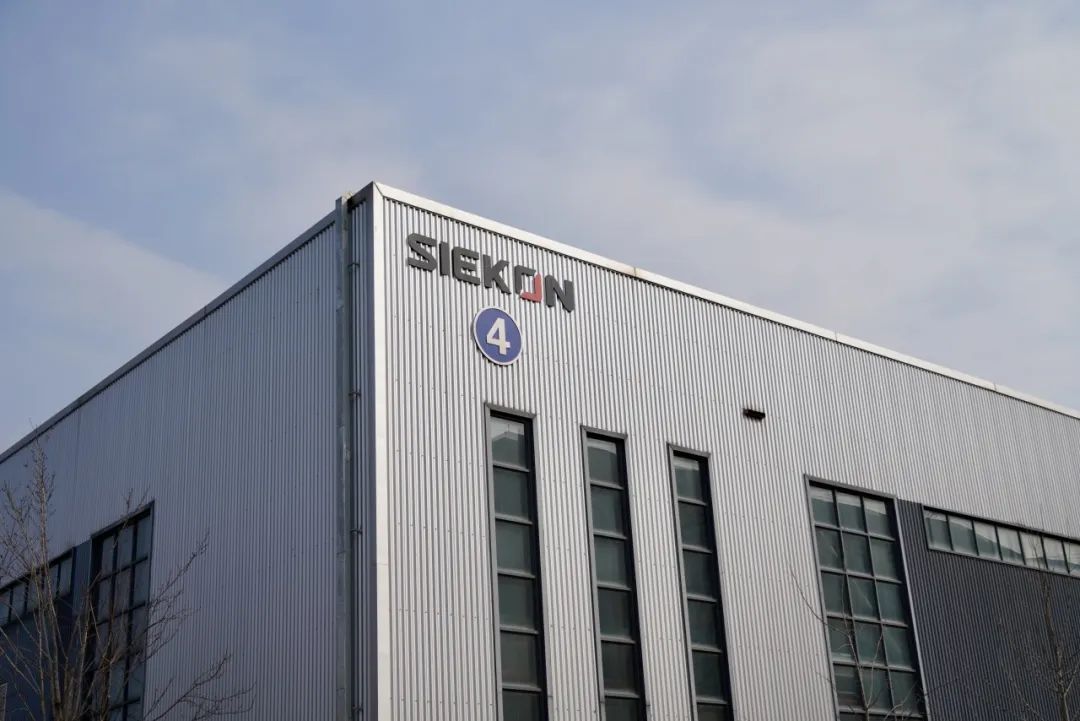 1739870086323236.jpg 640 (6).jpg