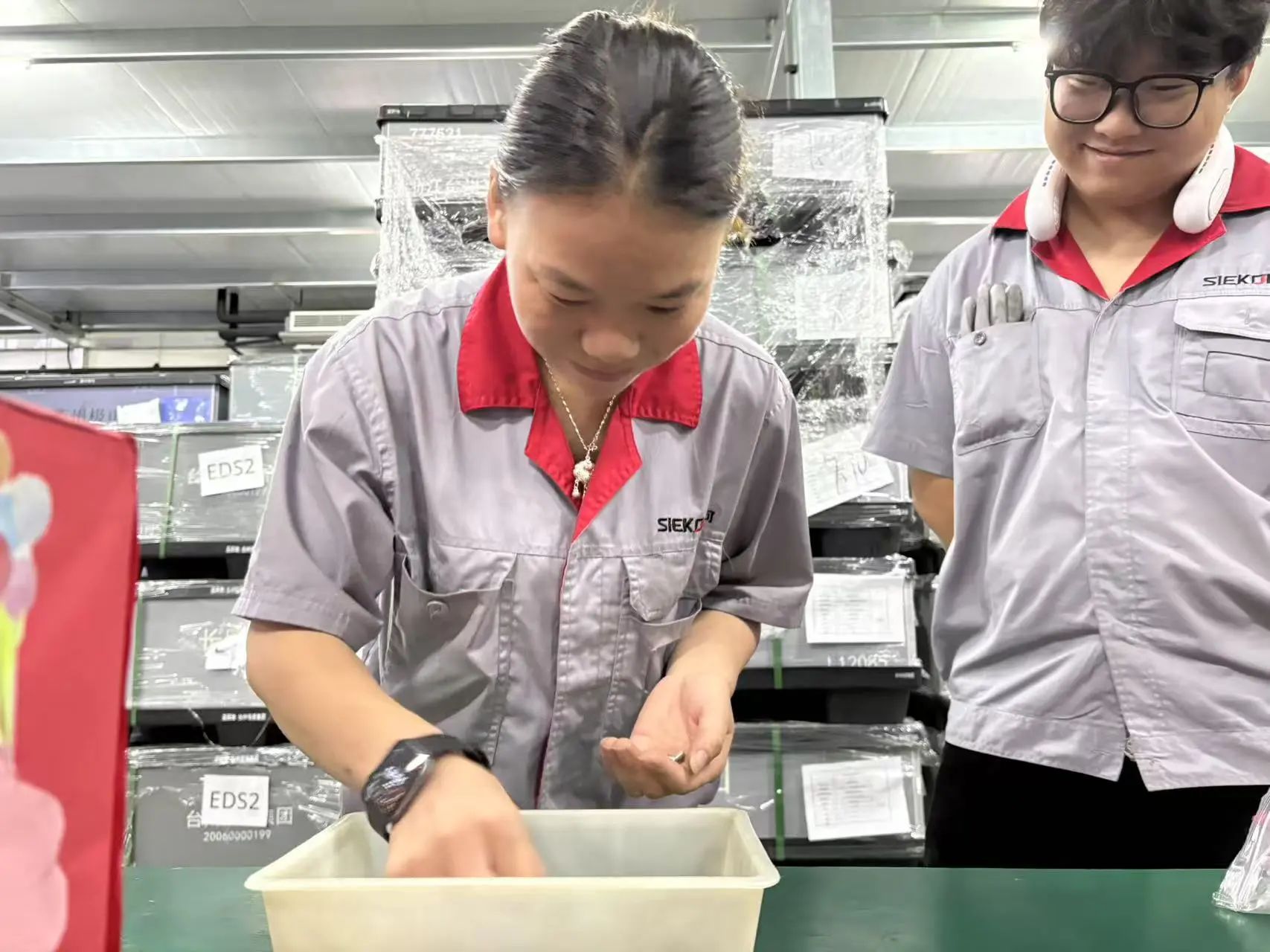 1752888806734708.jpg c7a8d46b2be852f83446a2644ad07a61.jpg